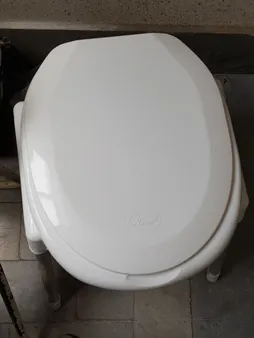 توالت فرنگی ناصر پلاستیک مدل Nas33