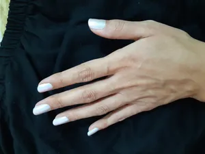 تجریه خرید لاک ناخن داتمه شماره C100