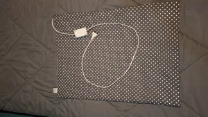 تجریه خرید تشک برقی راویس مدل MRKH-STP8060