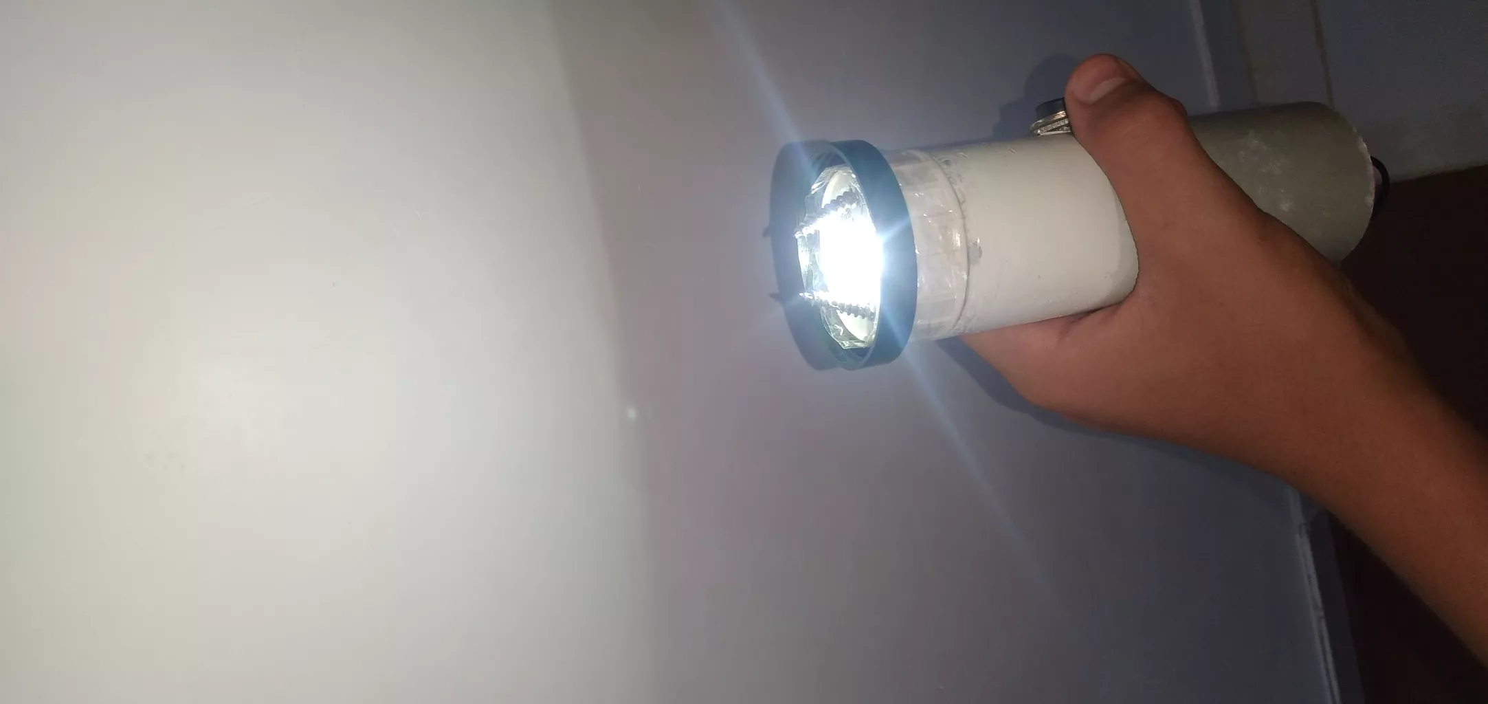 لامپ LED چراغ قوه کد 3-0.7 بسته 2 عددی