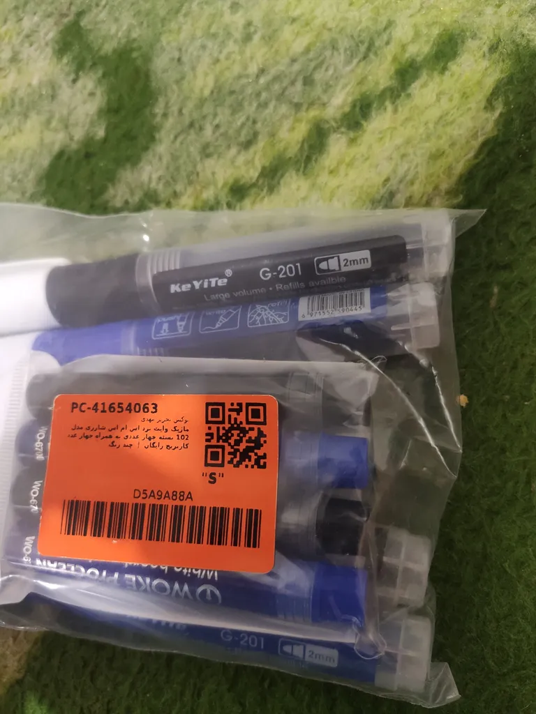 ماژیک وایت برد اس ام اس شارژی مدل 102 بسته چهار عددی به همراه چهار عدد کارتریج رایگان