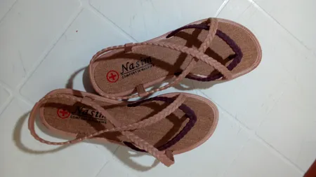 صندل رکابدار زنانه نسیم مدل هلن کد 2085