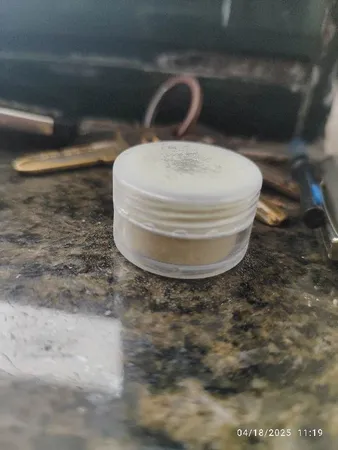 پودر رنگ شب تاب رزین اپوکسی مدل SH001 حجم 8 میلی‌لیتر