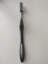 تجریه خرید مسواک بنسر مدل Silver Charcoal با برس متوسط