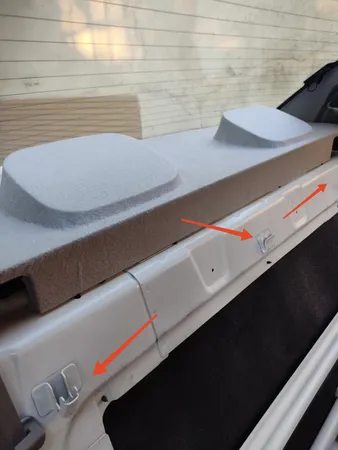 طاقچه عقب خودرو طرح برجسته مدل S001 مناسب برای ساینا