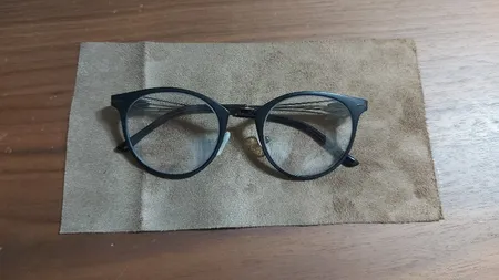 دستمال عینک مدل 001