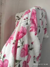 تجریه خرید حوله پالتویی طرح گل کد025 سایز 125