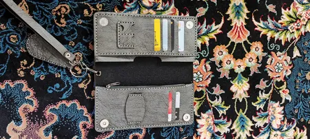 کیف پول مدل چند کاره