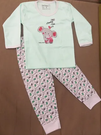 ست تی شرت آستین بلند و شلوار نوزادی کد 5584