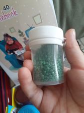 چرخ خیاطی دستی و ملزومات خیاطی