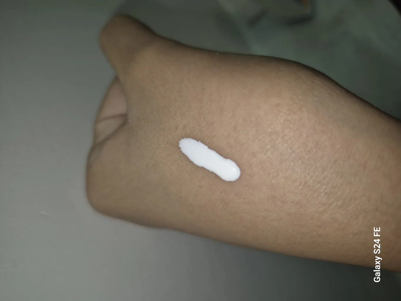 فلوئید ضدآفتاب بی‌رنگ مای +SPF30 مدل Physicall مناسب انوع پوست، حجم 50 میلی‌لیتر