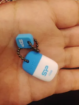 فلش مموری سیلیکون پاور مدل Touch T07 ظرفیت 32 گیگابایت