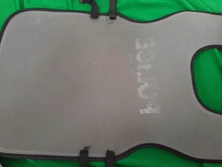 ایفای نقش پلیس مدل P-102 همراه دستبند