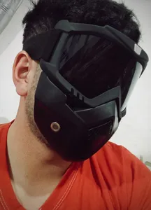 تجریه خرید عینک موتور سواری مدل 1050