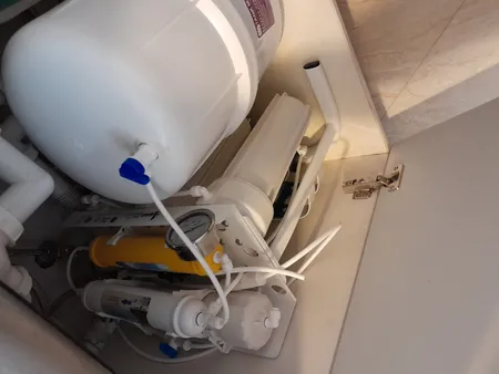 دستگاه تصفیه کننده آب آکوا پیورست مدل EZ-2575 به همراه مخزن تصفیه مدل L10