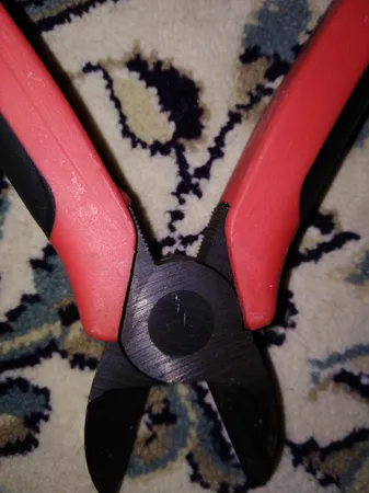 انبر سیم چین توسن مدل T5011-7D سایز 7 اینچ