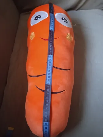 عروسک طرح هویج بالشتی مدل 001 ارتفاع 80 سانتی متر