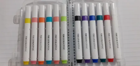 ماژیک چند منظوره مدل اکریلیک مجموعه 12 عددی