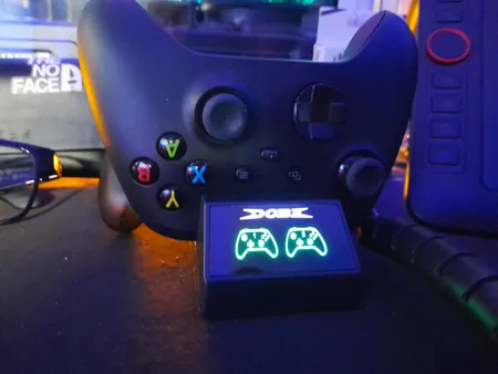 پایه شارژر دسته بازی ایکس باکس وان X / S دابی مدل TYX-19006