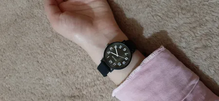 ساعت مچی عقربه ای بلون کد  add b1