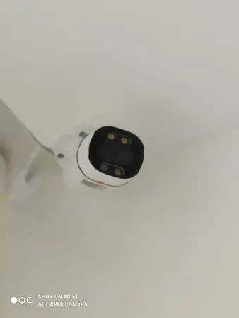 دوربین مداربسته آنالوگ مدل وارم لایت fd60-2053