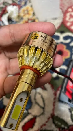 لامپ هدلایت خودرو مدل D9H7 بسته 2 عددی