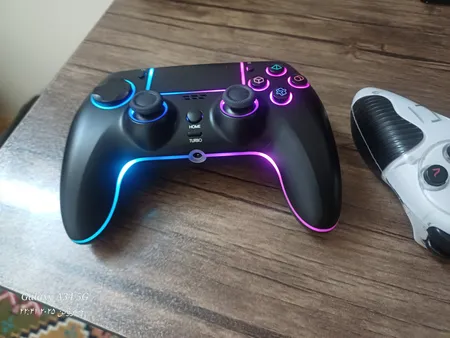 دسته بازی هیسکا مدل HR-71