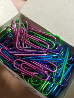 گیره کاغذ پنتر مدل متالیک سایز 28 میلی متر