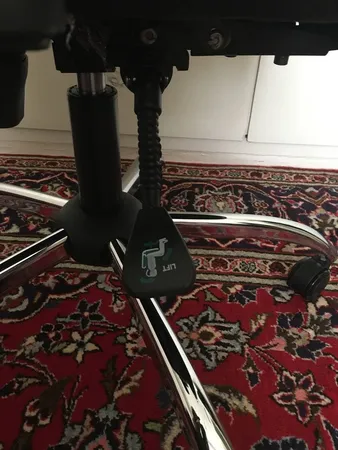 صندلی اداری هوگر مدل KH440