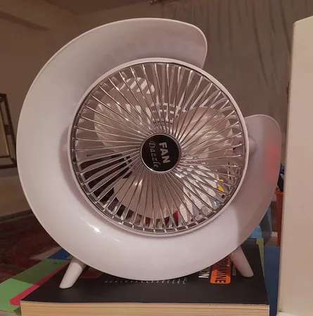 پنکه شارژی مدل Desktop Fan