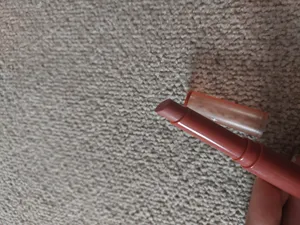 تجریه خرید رژ لب جامد دراگون رانی شماره 06