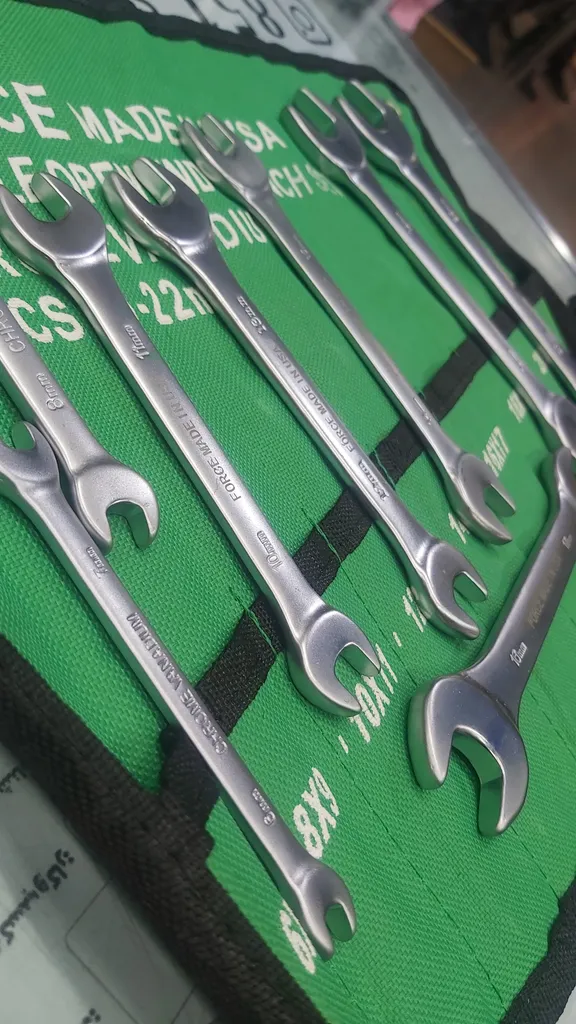 آچار تخت فورس مدل YP-AMERICAN-08 مجموعه 8 عددی