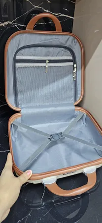 چمدان کادنزا مدل آرایشی ارتفاع 30 سانتی متر