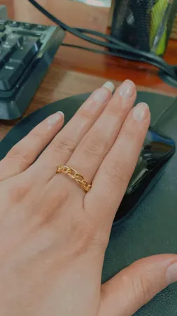 انگشتر طلا 18 عیار زنانه با طرح کارتیه دوست خوب مدل DK375 سایز 53