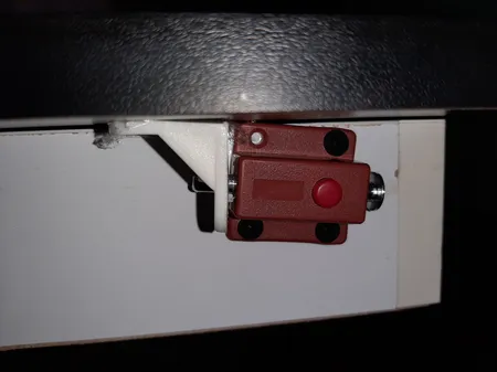 میز تحریر پایه کوتاه باکسدار سایز 70*50 (ضدخش،تاشو،تنظیم شونده ارتفاع)