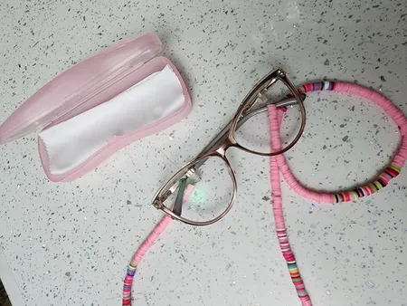 بند عینک مدل فیمو پاستیلی