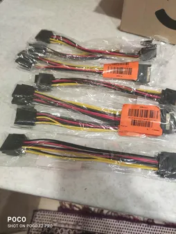 کابل تبدیل برق 1 به 2 ساتا مدل S322 طول 0.2 متر