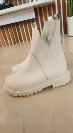 نیم بوت زنانه مدل ماترا