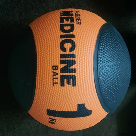 توپ مدیسن بال مدل ISPS 5481 S وزن 1 کیلوگرم