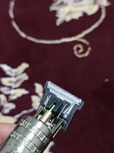 تجریه خرید ماشین اصلاح موی صورت مدل V-T9