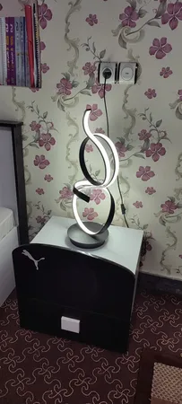 آباژور رومیزی مافریز مدل مدرن کد TLN150