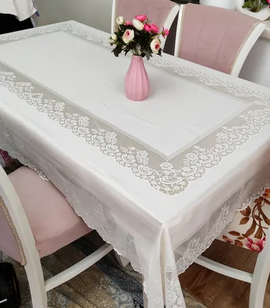 رومیزی پرلا طرح Despina 220