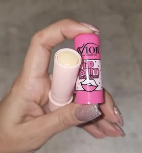 تجریه خرید بالم لب اویور مدل cherry