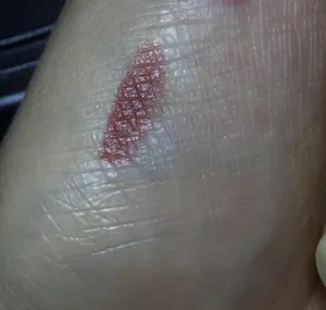 تجریه خرید رژ لب مدادی ژینو شماره 100