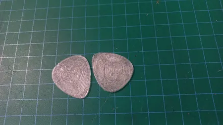 پیک گیتار مدل Heart Shaped بسته دو عددی