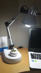 چراغ مطالعه بوستانچی مدل EN-111 همراه با لامپ  ال ای دی 7 وات E27