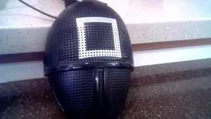 تجریه خرید ماسک ایفای نقش مدل اسکویید گیم طرح مربع