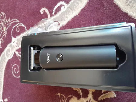 ماشین اصلاح موی سر و صورت وی جی ار مدل PROFESSIONAL V_00937