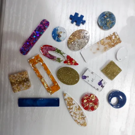 قالب رزین مدل گیره مو طرح کلاسیک کد SIM1