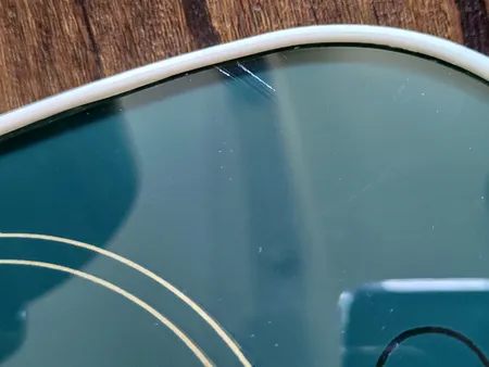 ماگ حرارتی لاکی طرح هیتردار به همراه صفحه گرمکن